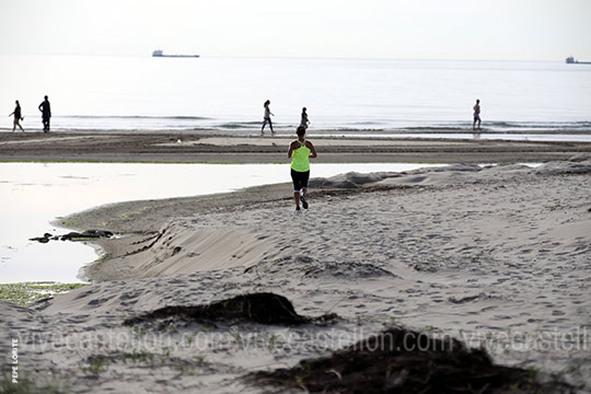 Castelló reabre mañana las playas y permite los paseos y la práctica de deporte con restricciones