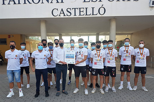 Braina recibe al equipo cadete del Voleibol Mediterráneo proclamado campeón de España