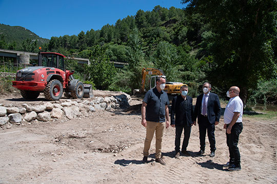 La Diputación de Castellón destinó 900.000 euros en 2020 a acondicionar 4.000 kilómetros de caminos y pistas de 61 municipios de la provincia