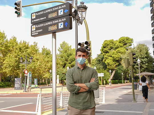 Castelló instala paneles informativos que indican a tiempo real las plazas libres en zonas ORA 