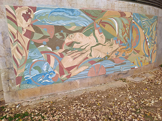 Castelló proyecta la bioconstrucción con un mural en Rafalafena realizado con materiales respetuosos con el medio ambiente