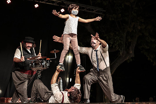 MUT! - Festival Internacional de Artes Escénicas Sin Texto de Castelló MUT! - Festival Internacional de Artes Escénicas Sin Texto de Castelló