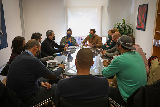 Castelló aborda con el sector de la hostelería y del ocio las próximas fiestas de la Magdalena