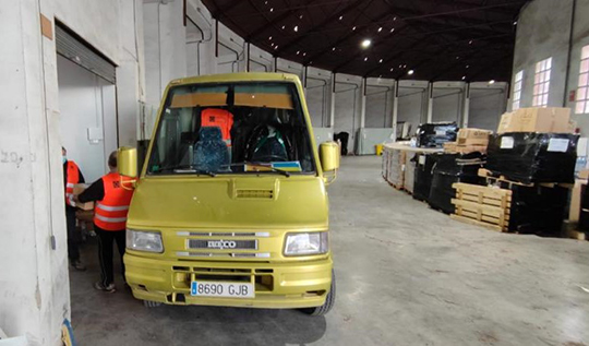 La Generalitat envía desde el centro logístico de Castelló 2.000 kilos de material humanitario a Ucrania gracias a la colaboración ciudadana