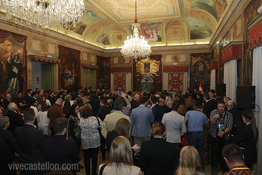 Encuentro del primer ministro de Rumanía, Nicolae-Ionel Ciucă, con la comunidad rumana en Castelló Encuentro del primer ministro de Rumanía, Nicolae-Ionel Ciucă, con la comunidad rumana en Castelló