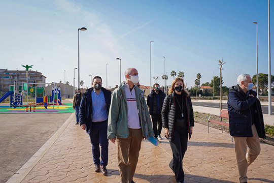 Castelló cuenta con una nueva zona verde de más de 6.000 metros cuadrados en el Grau
