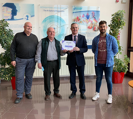 El Colegio Agora Lledó de Castellón y la Asociación Nadie Sin Su Ración Diaria se alían para mitigar el hambre y los efectos de la pobreza El Colegio Agora Lledó de Castellón y la Asociación Nadie Sin Su Ración Diaria se alían para mitigar el hambre y los efectos de la pobreza