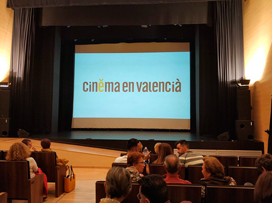 El ‘cinema en valencià’ vuelve al Teatre del Raval de Castelló
