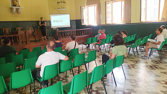 Ayuntamiento y Consell organizan en la Cámara Agraria un curso sobre el cultivo ecológico del aguacate