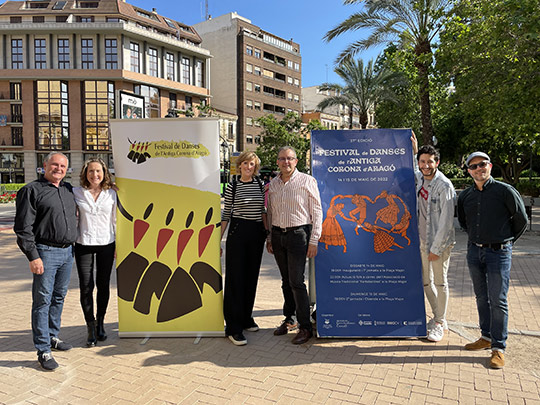 Castelló recupera el Festival de Danzas de la Antigua Corona de Aragón con 11 agrupaciones sobre el escenario