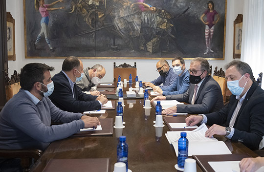 La Diputación de Castellón diseña un Plan de Cooperación histórico de 15 millones de euros que potenciará los fondos económicos para los pueblos pequeños