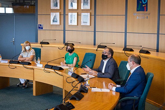 La UJI y la Diputación de Castellón continúan la apuesta por el fomento del entorno rural con la renovación del programa Impuls Rural