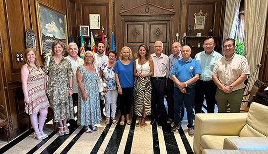 Begoña Carrasco: “No se ejecutará la obra en los ‘cul de sac’ de la avenida de Lidón porque así nos lo han pedido los vecinos” Begoña Carrasco: “No se ejecutará la obra en los ‘cul de sac’ de la avenida de Lidón porque así nos lo han pedido los vecinos”