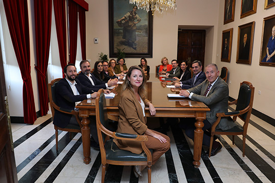 La Junta de Gobierno deniega la autorización de la gasolinera en Rafalafena basándose en tres informes técnicos municipales