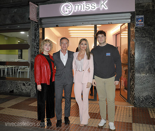 Inaugración de miss-K, tienda de cosmética coreana personalizada