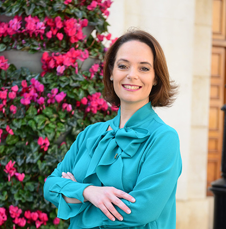 Noelia Selma: “La celebración en honor a Sant Cristòfol recupera este año la tradicional bendición de vehículos y el reparto de cintas” 