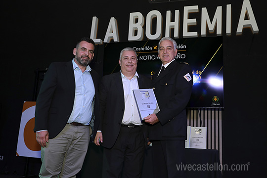 Noticia del año: Consorcio Provincial de Bomberos por la noticia: “Emergencias da por extinguido el incendio de Villanueva de Viver 19 días después de su inicio”. Noticia del año: Consorcio Provincial de Bomberos por la noticia: “Emergencias da por extinguido el incendio de Villanueva de Viver 19 días después de su inicio”.