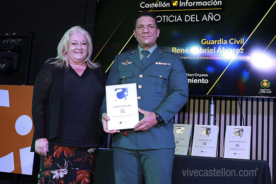 Noticia del año: Guardia Civil René Gabriel Álvarez “Rescatan a tres niños cuando se bañaban junto al espigón del Planetario del Grau de Castellón“ 