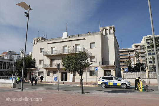 La Autoridad Portuaria firma el acuerdo de cesión del inmueble con el Ministerio de Defensa