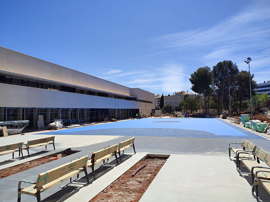 Los 450 alumnos del colegio Vicent Marçà vuelven a sus aulas este martes
