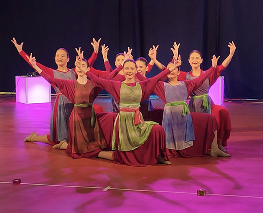 1º Ciclo de danza joven: Tota la Dansa a Escena 1º Ciclo de danza joven: Tota la Dansa a Escena