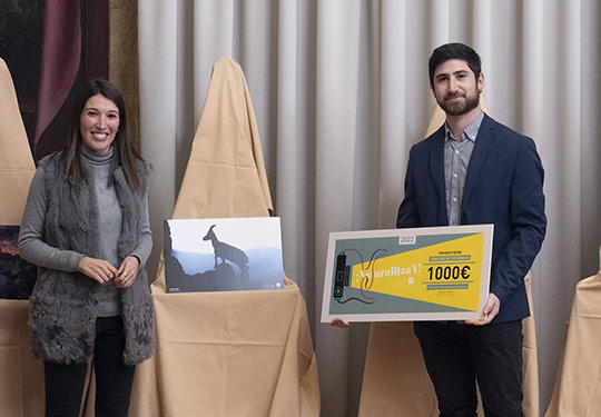 Ricardo Asensio ha logrado el primer premio de la categoría absoluta, dotado con 1000 € Ricardo Asensio ha logrado el primer premio de la categoría absoluta, dotado con 1000 €