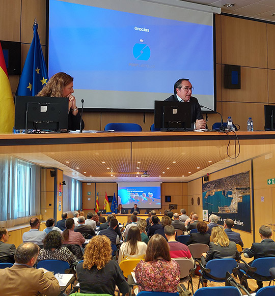 Rubén Ibáñez destaca los proyectos de PorCastelló para ´abanderar la digitalización en el sistema portuario´