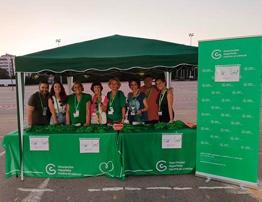 La Asociación Española Contra el Cáncer recauda cerca de 5.000 euros en el festival Míticos La Asociación Española Contra el Cáncer recauda cerca de 5.000 euros en el festival Míticos
