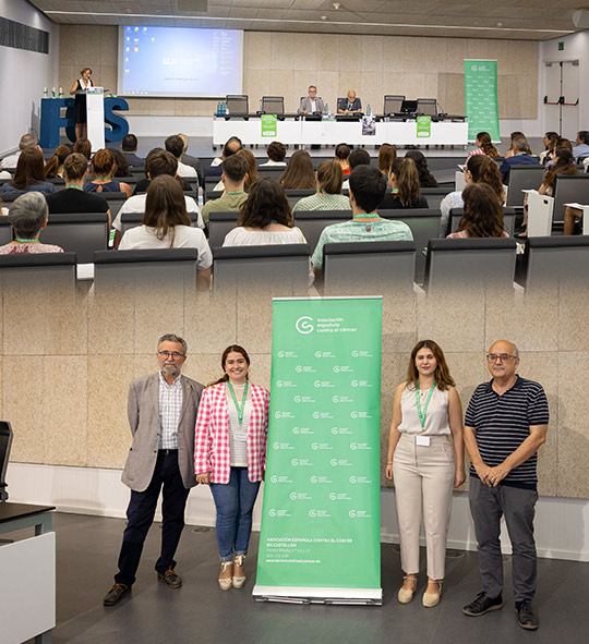 La AECC y la UJI suman esfuerzos para avanzar en la investigación sobre el cáncer La AECC y la UJI suman esfuerzos para avanzar en la investigación sobre el cáncer