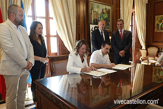 Ayuntamiento de Castellón y el CD Castellón activan el proceso de cesión del Estadio Municipal de Castalia por los próximos 50 años Ayuntamiento de Castellón y el CD Castellón activan el proceso de cesión del Estadio Municipal de Castalia por los próximos 50 años