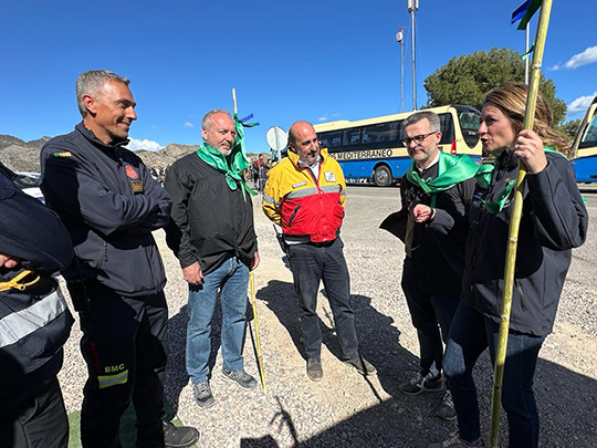 Carrasco visita el punto de mando avanzado  en la ´Romeria de les Canyes´