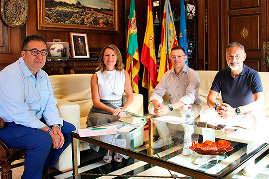Begoña Carrasco: “Ayuntamiento y XarxaTec trabajarán de manera conjunta para atraer inversiones, empleo y la llegada de empresas tecnológicas a Castellón”