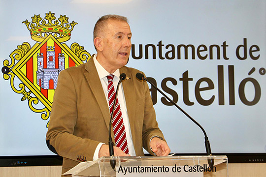 Castellón aprueba  el expediente de contratación de las obras de sustitución del césped en los campos A y C del Chencho