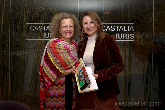 Presentación del libro de Paloma Durán, Convenio sobre eliminación de todas las formas de discriminación contra las mujeres Presentación del libro de Paloma Durán, Convenio sobre eliminación de todas las formas de discriminación contra las mujeres