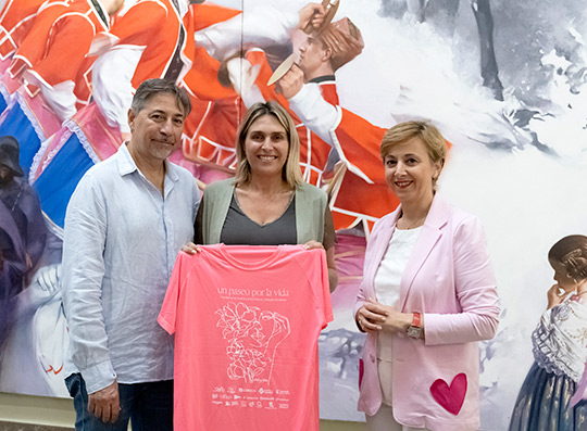 Marta Barrachina se une a la lucha contra el cáncer de mama
