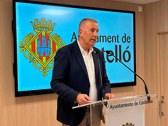 El gobierno incrementa su apuesta contra los vertederos ilegales sumando 6 puntos limpios y garantiza la enfermera escolar en 4 centros CAES