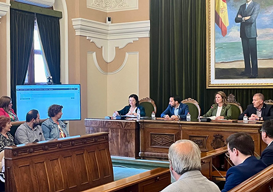El Pleno elige a los integrantes de las mesas electorales del 9-J El Pleno elige a los integrantes de las mesas electorales del 9-J