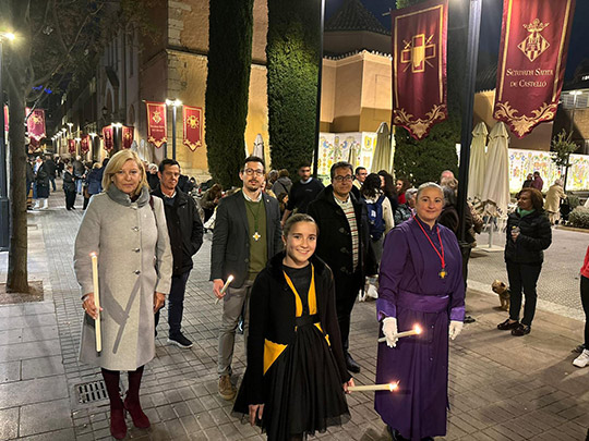 El gobierno municipal participa en la procesión infantil de Martes Santo de la Cofradía de Santa María Magdalena 