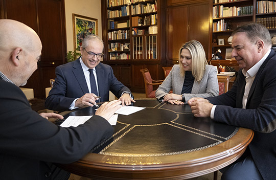 Marta Barrachina preside la toma de posesión del nuevo Director de Buen Gobierno y Administración 