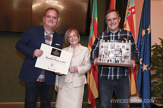 Castellón premia a Muebles Pachés, Pajarería Esparza y la tienda de arte Babiloni en la Gala del Comercio Veterano 2025