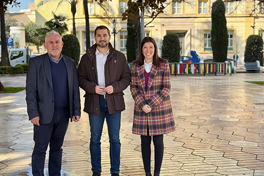 Samuel Falomir refuerza su candidatura municipalista con María Jiménez como coordinadora de campaña y Vicent Aparisi como portavoz