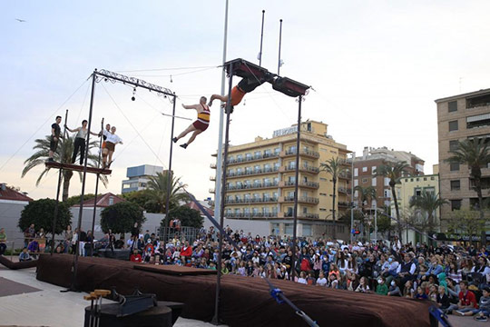 La sexta edición de ‘Grau de Circ’ convertirá el distrito marítimo en una gran carpa circense