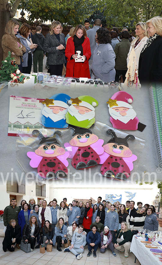 Mercadillo de Navidad, organizado por los alumnos de Penyeta Roja. 