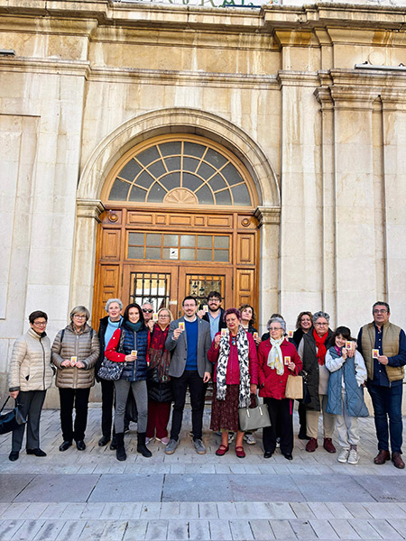 La concejalía de Comercio y el Mercado Central reparten 20 cheques regalo de 50 euros para fomentar el comercio local La concejalía de Comercio y el Mercado Central reparten 20 cheques regalo de 50 euros para fomentar el comercio local