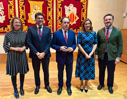 Carrasco: “Seguimos apostando por la colaboración institucional que posibilita que Castellón cuente con las inversiones que merece” Carrasco: “Seguimos apostando por la colaboración institucional que posibilita que Castellón cuente con las inversiones que merece”