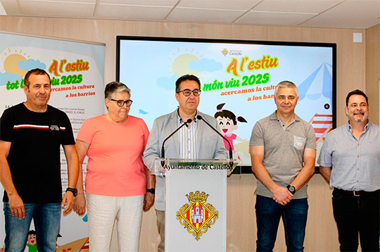 El gobierno municipal presenta la campaña “A l’estiu tot lo món viu” para acercar la cultura a los barrios 