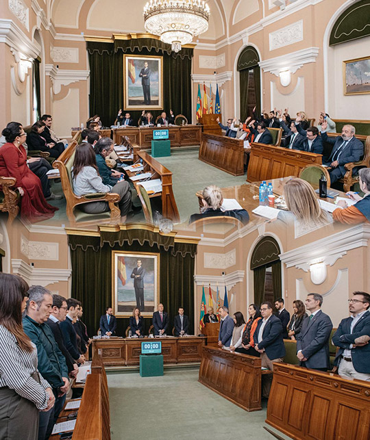 El Pleno municipal aprueba definitivamente la ordenanza de movilidad sostenible que regula el uso de los patinetes