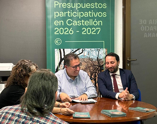 Las reuniones informativas para participar en la novedosa edición de ‘Presupuestos Participativos’ llegan a los vecinos del distrito Este