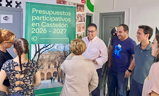 Cabañero inicia la ronda por distritos para explicar a los vecinos la manera de implicarse en la nueva edición de Presupuestos Participativos dotada con 1.000.000 de euros Cabañero inicia la ronda por distritos para explicar a los vecinos la manera de implicarse en la nueva edición de Presupuestos Participativos dotada con 1.000.000 de euros