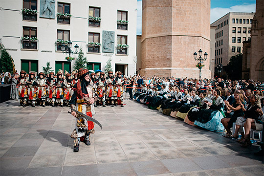 Castellón celebrará el 9 d’Octubre con el Desfile de las Tres Culturas, música y danzas tradicionales